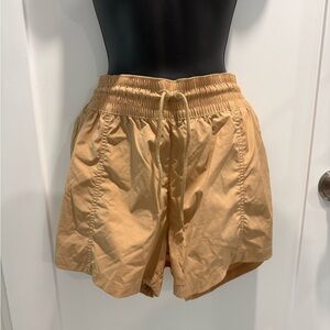 Columbia Women's Khaki/Tan Elastic-Waist Athletic Shorts